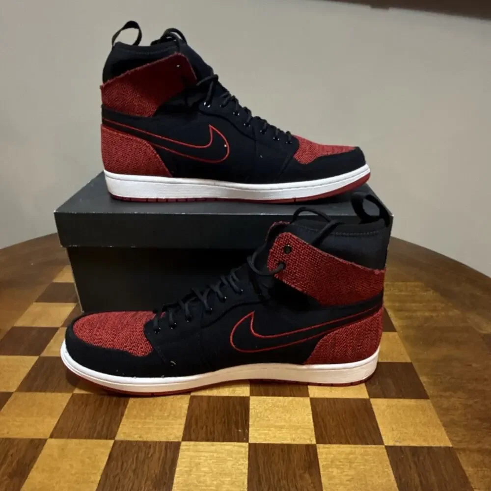 Size 15 Jordan Air Jordan 1 Ultra High Banned Black Red White 844700-001